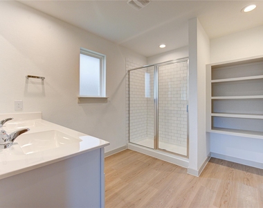 7715 Smooth Valley Court - Photo Thumbnail 32