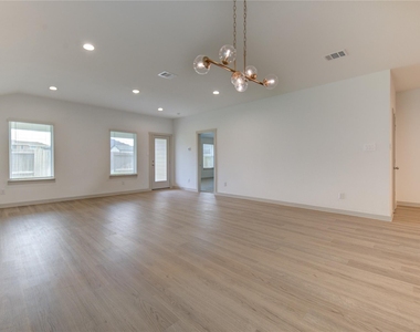7715 Smooth Valley Court - Photo Thumbnail 25