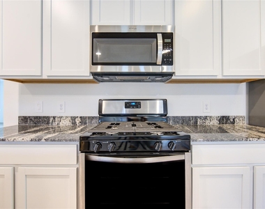 7715 Smooth Valley Court - Photo Thumbnail 17