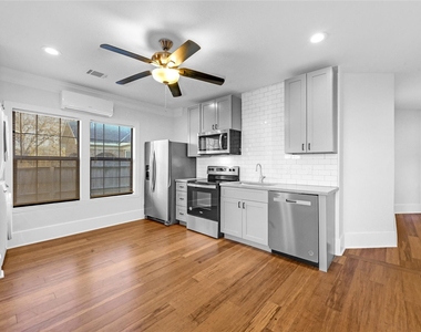 1633 Fourcade Street - Photo Thumbnail 1