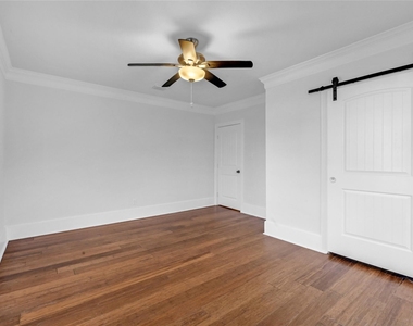 1633 Fourcade Street - Photo Thumbnail 3