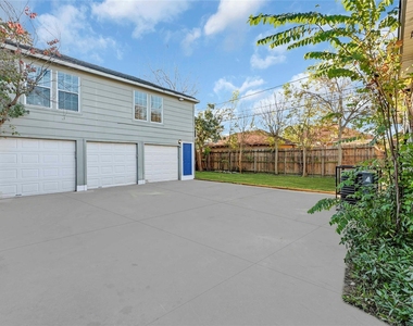 1633 Fourcade Street - Photo Thumbnail 6