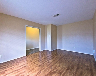 8234 Misty Vale Lane - Photo Thumbnail 9