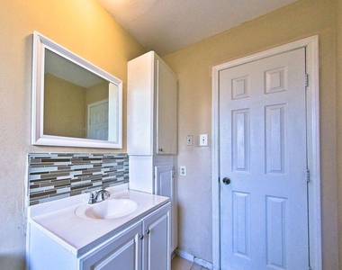 8234 Misty Vale Lane - Photo Thumbnail 7