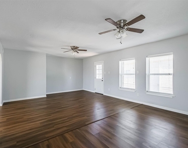5922 Fairdale Lane - Photo Thumbnail 7