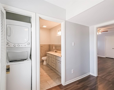 5922 Fairdale Lane - Photo Thumbnail 20