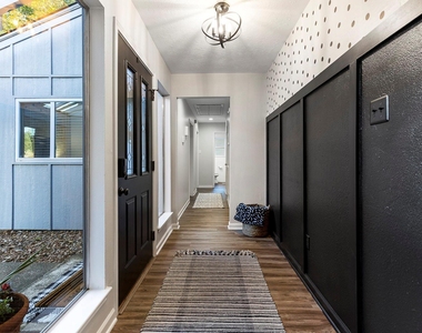 623 Hickory Ridge Drive - Photo Thumbnail 3