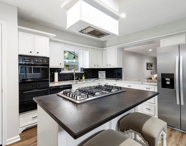 623 Hickory Ridge Drive - Photo Thumbnail 9