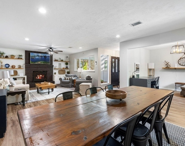 623 Hickory Ridge Drive - Photo Thumbnail 13