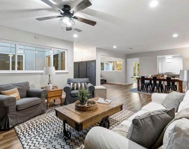 623 Hickory Ridge Drive - Photo Thumbnail 16