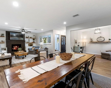 623 Hickory Ridge Drive - Photo Thumbnail 15