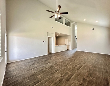 5410 Pembrokeshire Circle - Photo Thumbnail 4