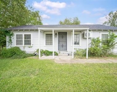 5101 Crane St Street - Photo Thumbnail 4