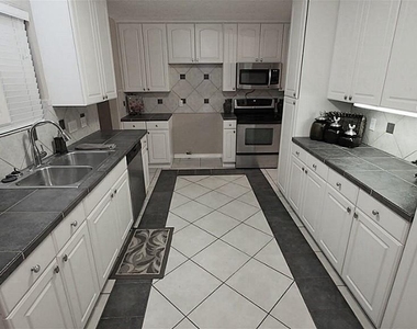 310 Gentilly Drive - Photo Thumbnail 2