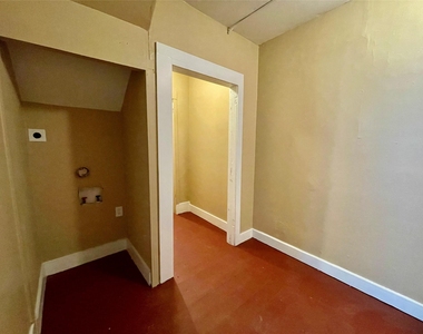 1814 Avenue M 1/2 - Photo Thumbnail 8