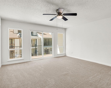 2022 Lakewood Court - Photo Thumbnail 14