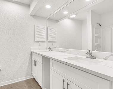 2022 Lakewood Court - Photo Thumbnail 18