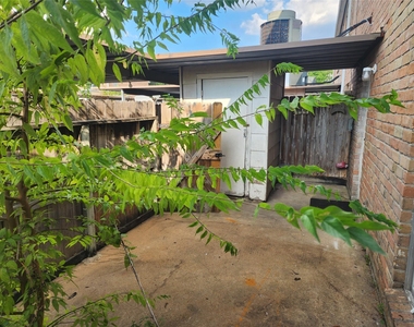 4034 Belle Park Drive - Photo Thumbnail 19