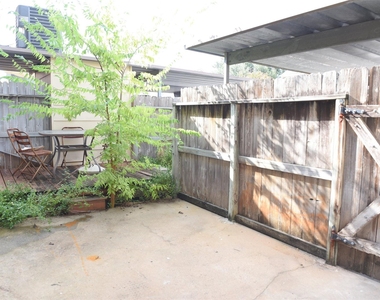 4034 Belle Park Drive - Photo Thumbnail 18