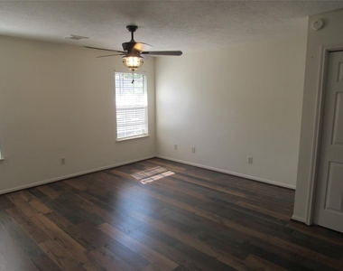 18822 Timber Way Drive - Photo Thumbnail 13