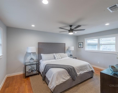 10058 Larston Street - Photo Thumbnail 11