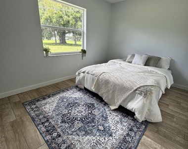449 Del Monte Rd Road - Photo Thumbnail 7
