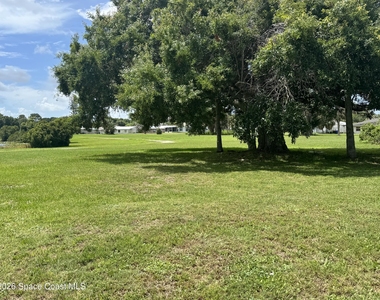 449 Del Monte Rd Road - Photo Thumbnail 11