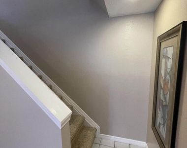 1425 Malibu Circle Ne - Photo Thumbnail 25