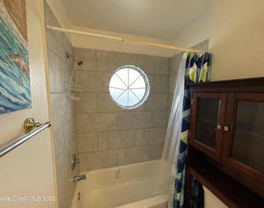 1425 Malibu Circle Ne - Photo Thumbnail 34