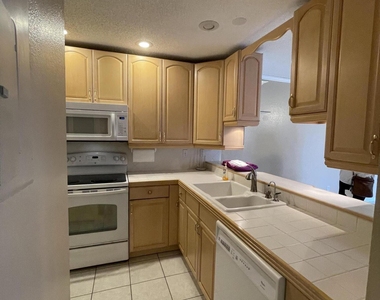 1425 Malibu Circle Ne - Photo Thumbnail 24