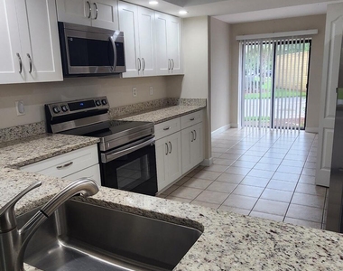 441 N Harbor City Boulevard - Photo Thumbnail 17