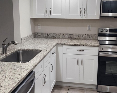 441 N Harbor City Boulevard - Photo Thumbnail 4