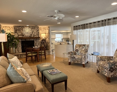 180 Duval Street - Photo Thumbnail 3