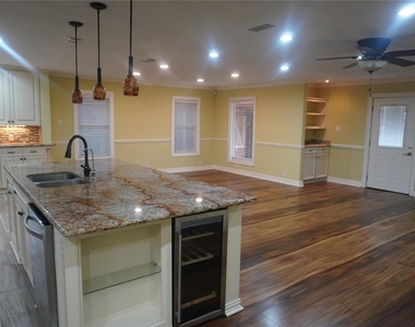 7506 Dearborn Street - Photo Thumbnail 3