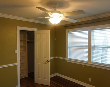 7506 Dearborn Street - Photo Thumbnail 6