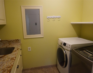 7506 Dearborn Street - Photo Thumbnail 12