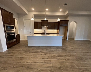 5714 Caracara Street - Photo Thumbnail 2