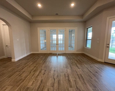5714 Caracara Street - Photo Thumbnail 9