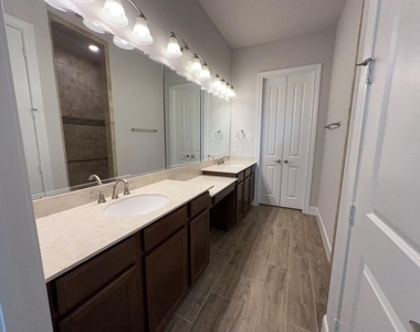 5714 Caracara Street - Photo Thumbnail 18