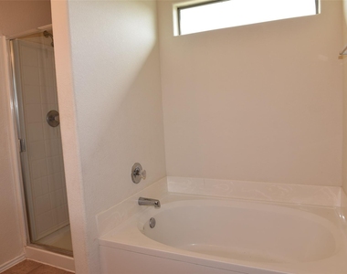2626 Ensbrook Meadow Lane - Photo Thumbnail 15