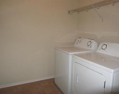 2626 Ensbrook Meadow Lane - Photo Thumbnail 23