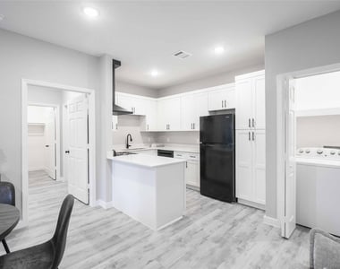 2101 Renike Road - Photo Thumbnail 3