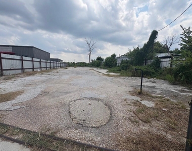 1904 Little York Road - Photo Thumbnail 2