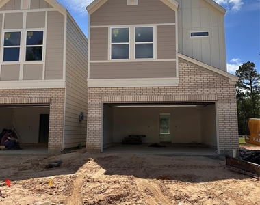 24718 Haverford Drive - Photo Thumbnail 6