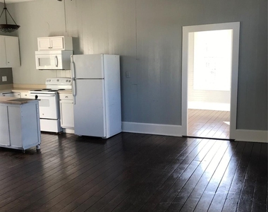 2127 Avenue K - Photo Thumbnail 2