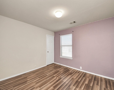 2038 Eddlewood Court - Photo Thumbnail 17