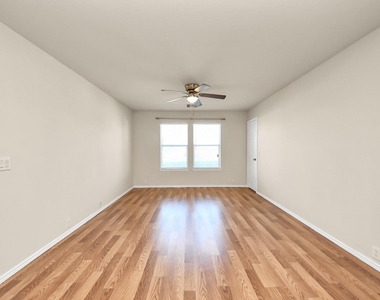 2038 Eddlewood Court - Photo Thumbnail 21