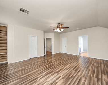 2038 Eddlewood Court - Photo Thumbnail 14