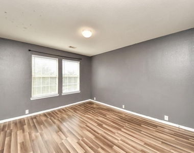 2038 Eddlewood Court - Photo Thumbnail 19