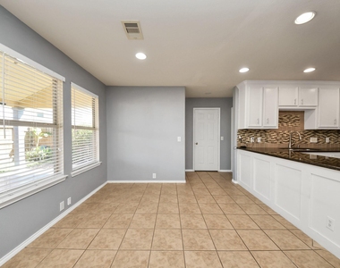 2038 Eddlewood Court - Photo Thumbnail 9